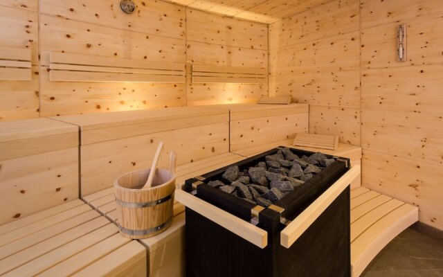 The Alpina Mountain Resort