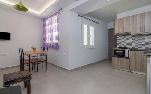 Comfy apartment for 6 people in Heraklion