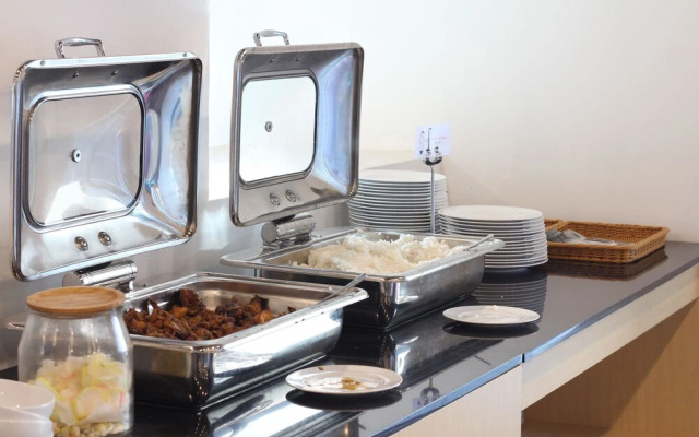 Super OYO Townhouse 1 Hotel Salemba