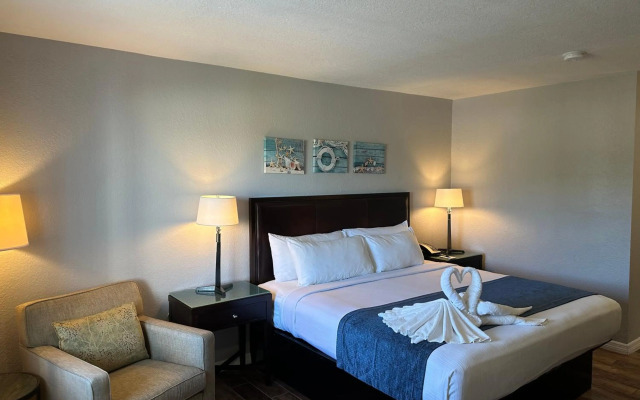 Lantern Inn & Suites