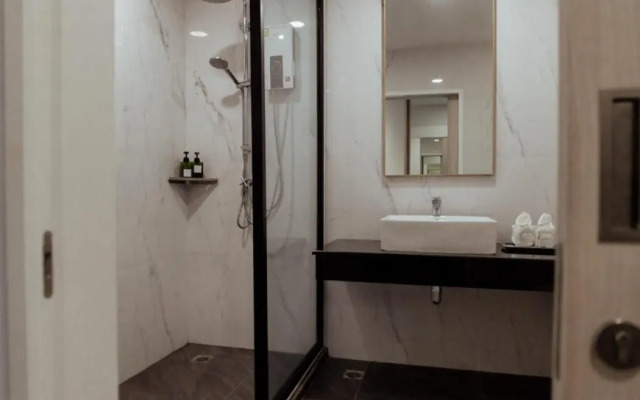 RUS Hotel&Convention