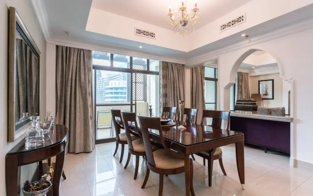 Full Burj Khalifa  Souq al Bahar