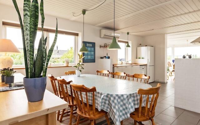8 Person Holiday Home in Ebberup