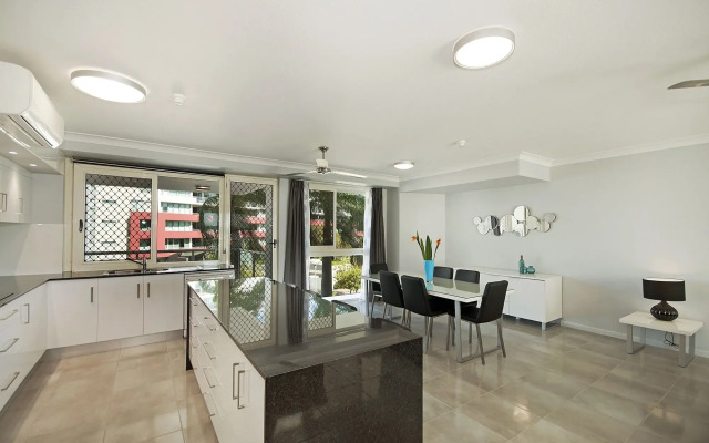 Mariners North Holiday Apartments