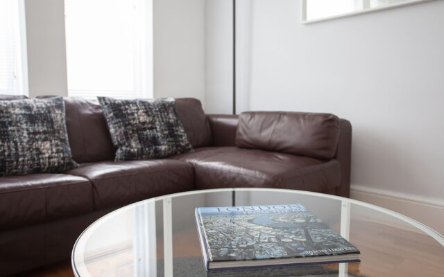 Modern & Clean Apartment Soho & Carnaby