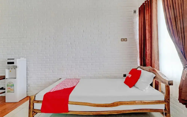 OYO 90617 Rumah Oma Opa