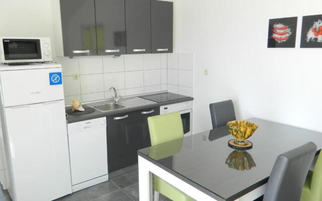 Apartmani Marinović