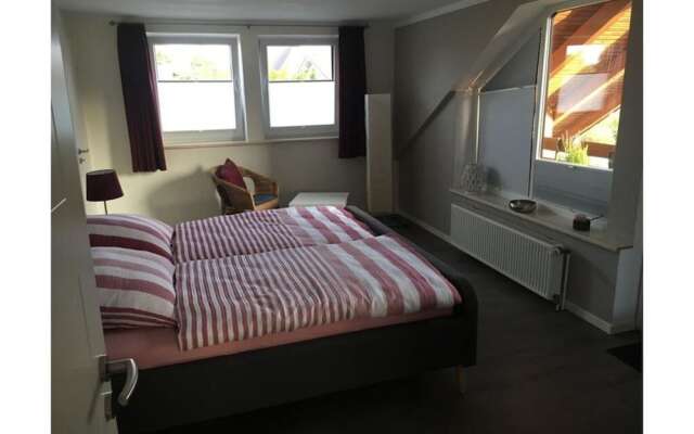 Seagull Modern Retreat