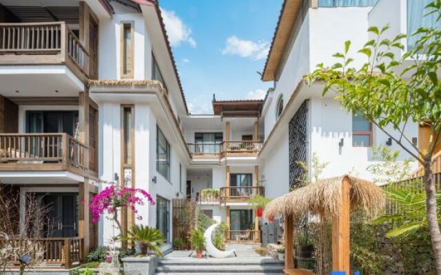 Grand Joli Grand Hotel · Jushi | Thousand and One Forest · Vacation Castle