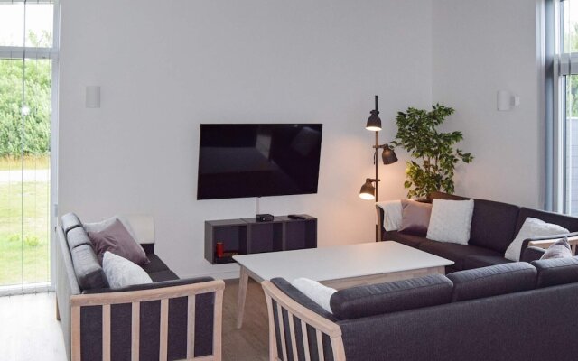 14 Person Holiday Home in Vaeggerlose-by Traum