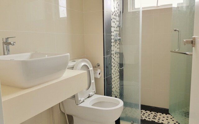 Teiw Family Homestay at Skypod Residence Puchong