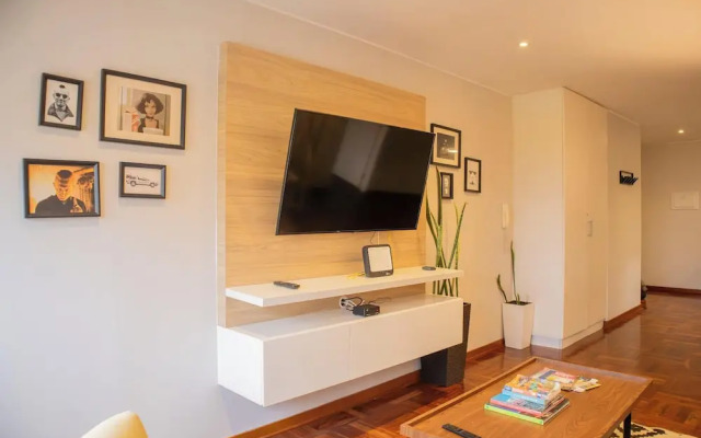 Sophisticated 1BR Stay in Prime Miraflores