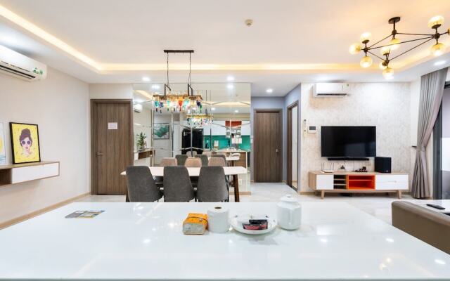 3BRs Luxury Apartment Cityview