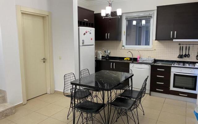 3 katlı triplex havuzlu