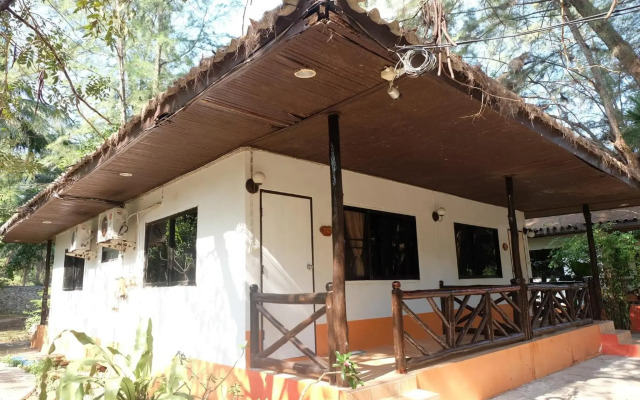 Pakmeng Resort