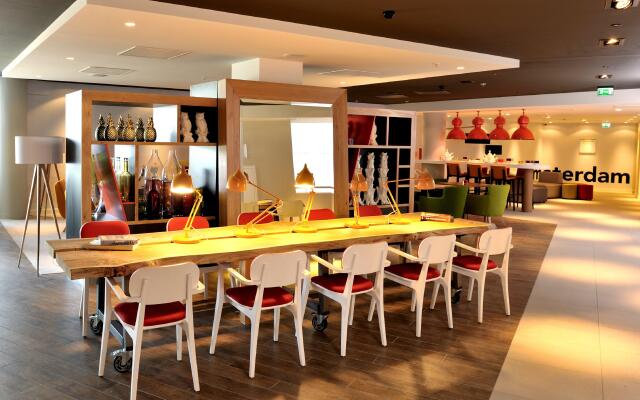Holiday Inn Express Amsterdam - Arena Towers by IHG