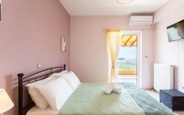 Verga Beachside Getaway With Panoramic Seaviews