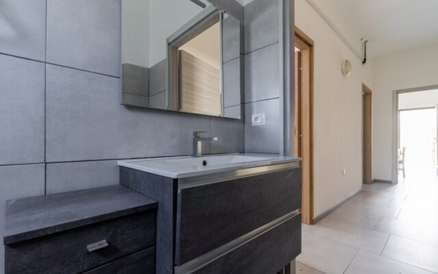 3463 Villetta Naomi by Barbarhouse