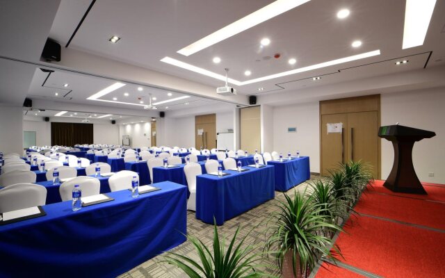 Holiday Inn Express Liuyang Development Zone by IHG