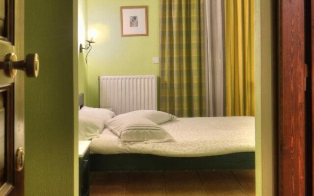 Nefeles Guesthouse
