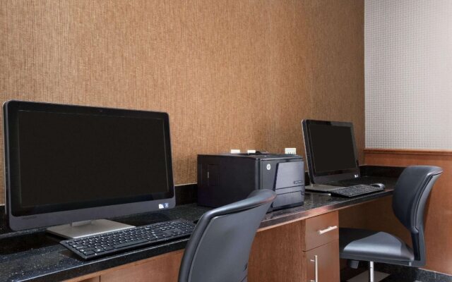 AirTrain Plaza Hotel JFK Airport