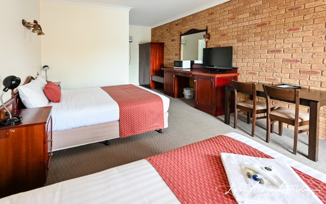 Narrandera Club Motor Inn