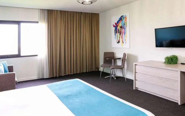 Mantra Melbourne Melton