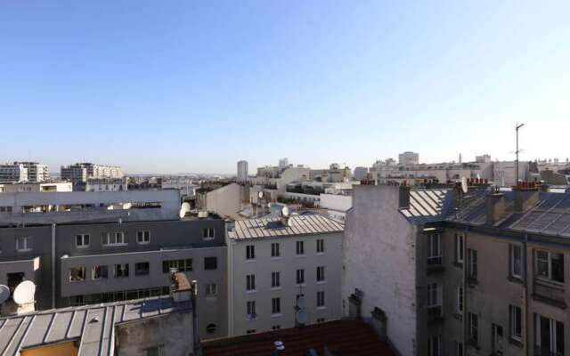 Modern Studio Near Montmartre 18th Arrondissement