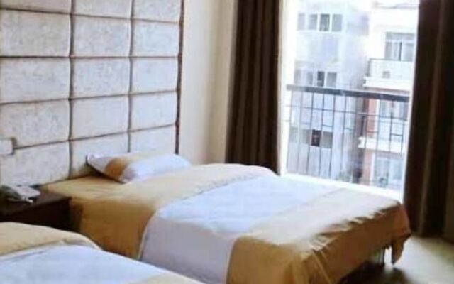 Wuhan Lianzi Lake Boutique Hotel