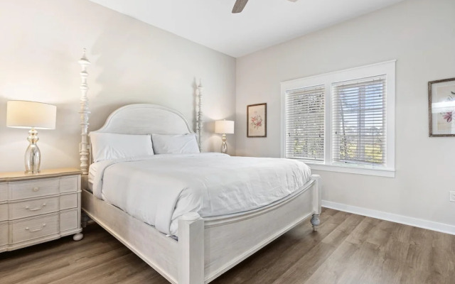 1289 Laurel Grove