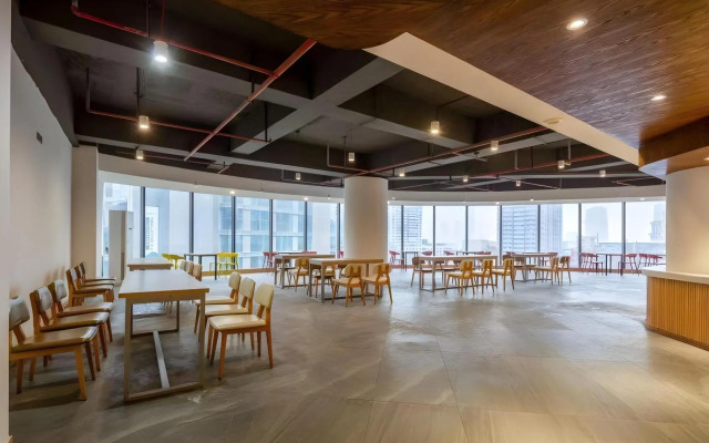 Rezen Select Hotel (Chongqing Jiefangbei)