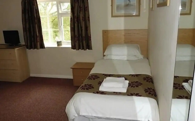 Ferns Farm Hotel & Palms Leisure Club