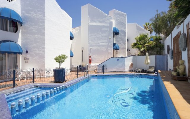 Playaflor Chill Out Resort, a 50 mtrs de la playa