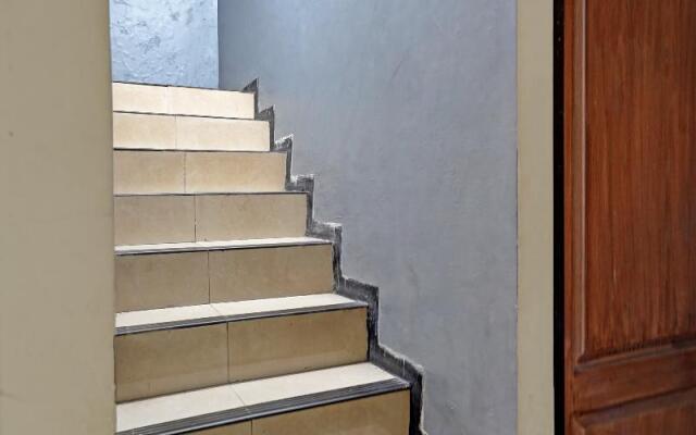 Hotel O Surabaya near Universitas Airlangga formerly Kertajaya Residence Surabaya