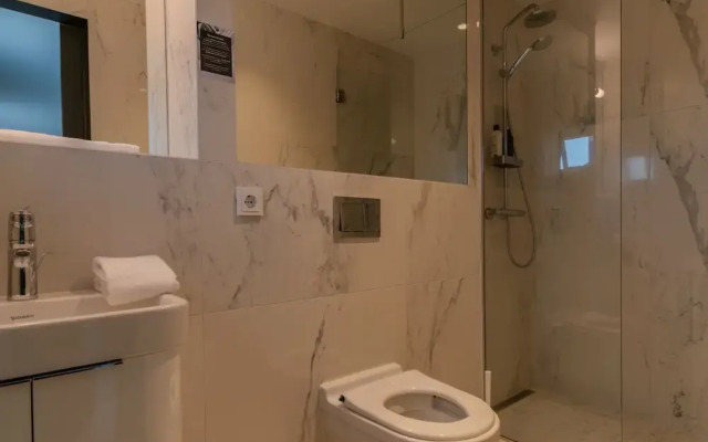 Midtown Hotel
