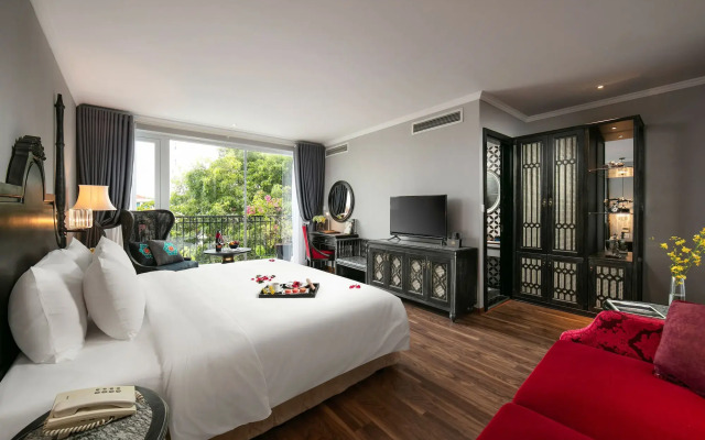 Shining Boutique Hotel and Spa