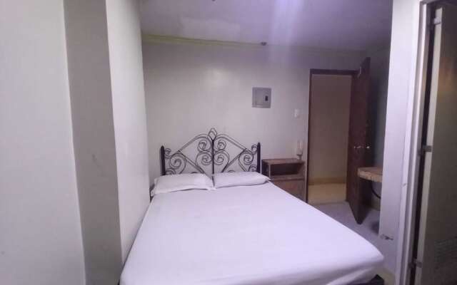 OYO 1066 Dorotello Apartelle
