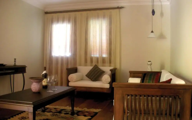 Kumlubuk Maris Hotel