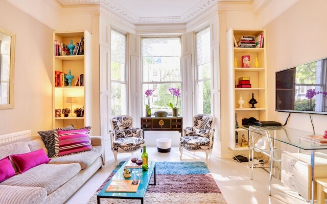 Stylish Kensington Living