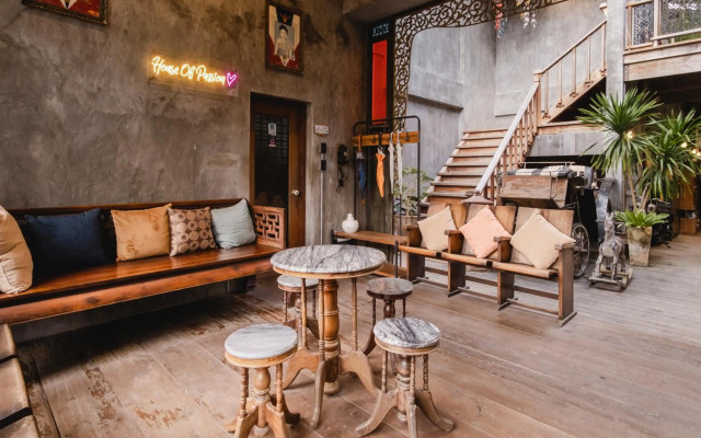House of Passion Amphawa