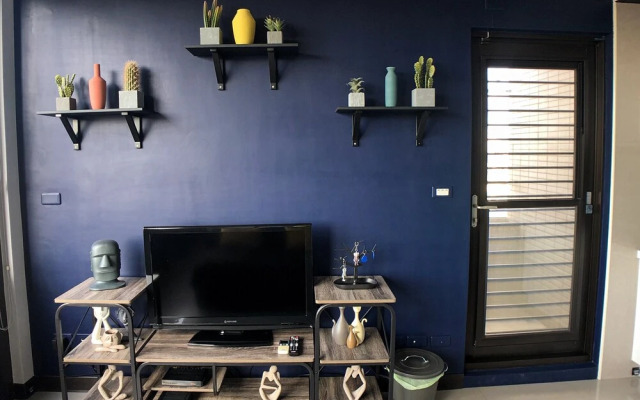 Q Square Apartment