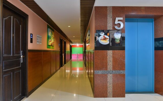 Media Hotel & Residence