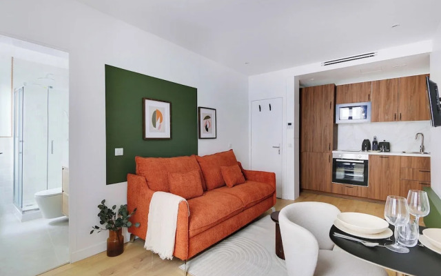 Modern Studio for 2 People