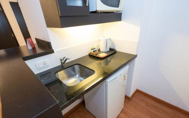 Urquiza Apart Hotel & Suites