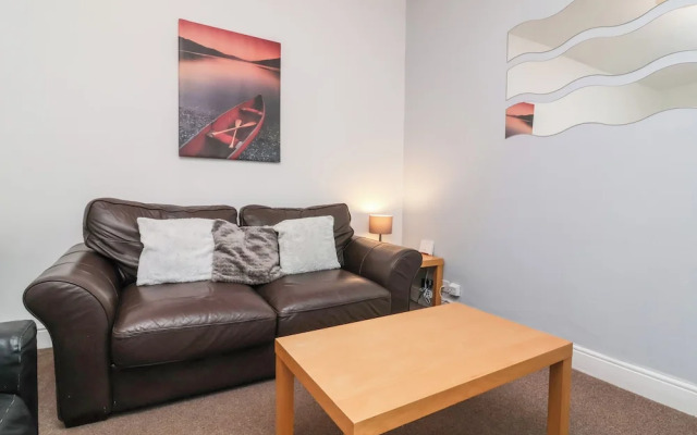 6 Searock Apartments