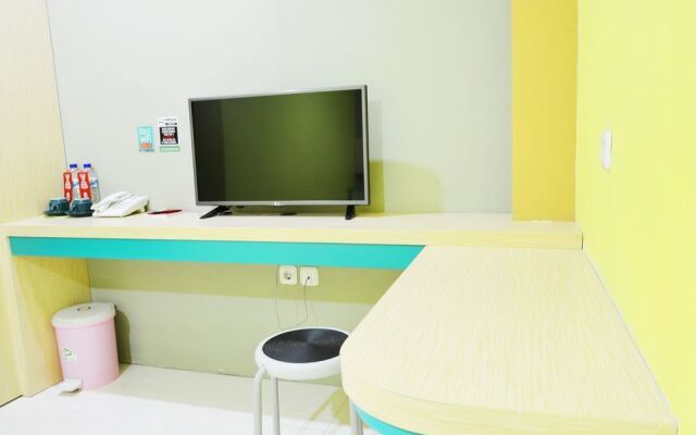 Zen Rooms Near Tunjungan Plaza