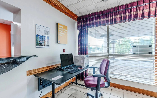 Motel 6 Dumfries, VA