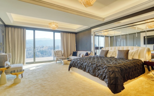 Imperia Luxury Vila
