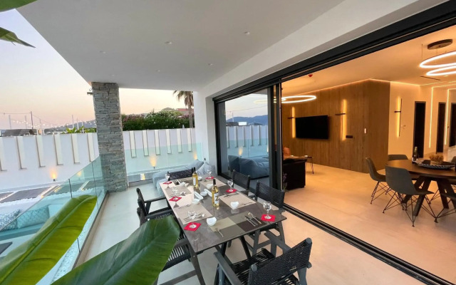 Poseidon Beach Hotel