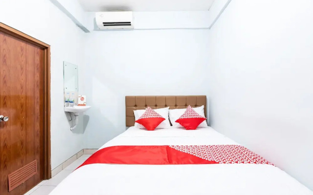 Cemara Gading by Oyo Rooms